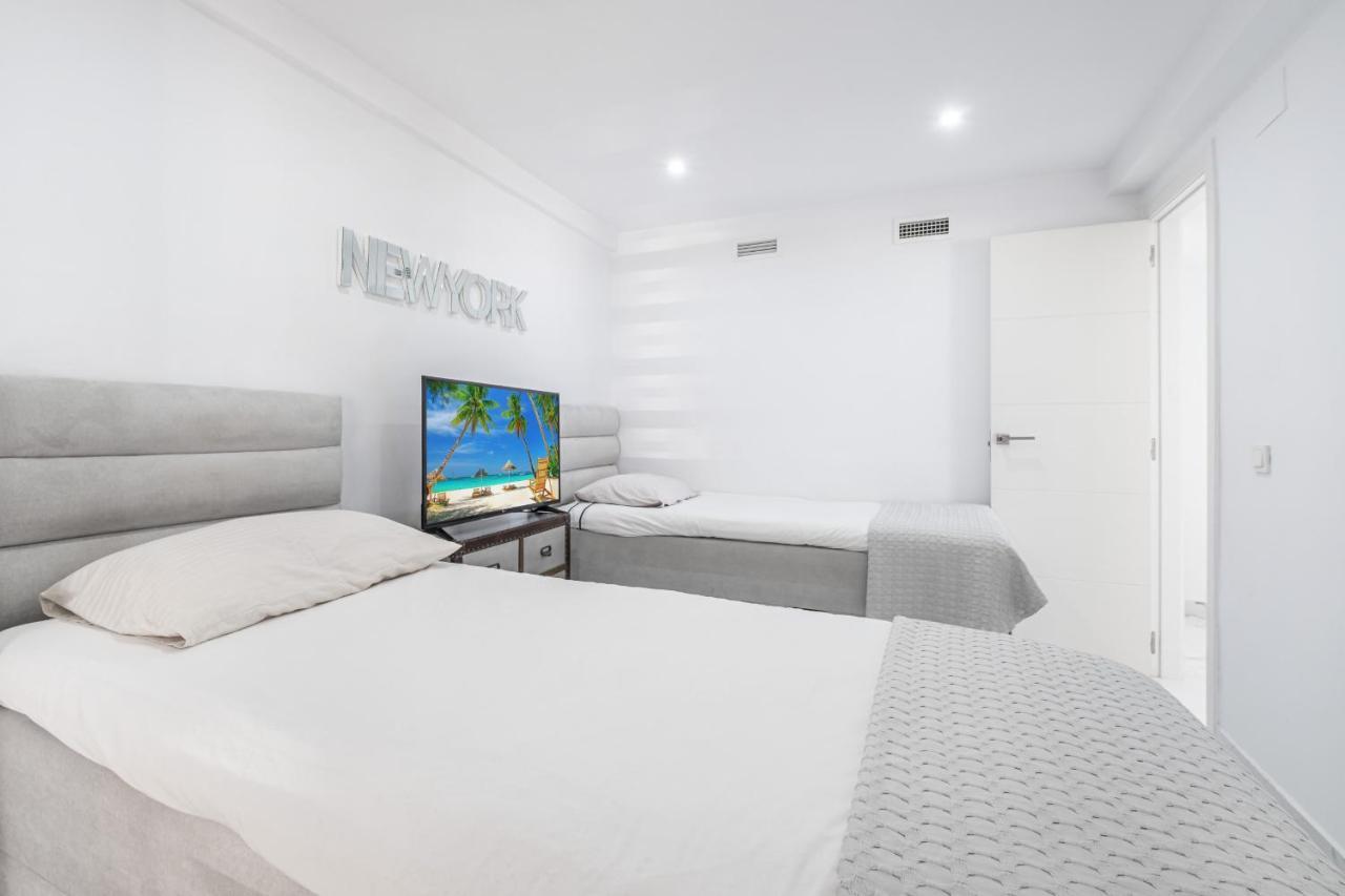 Copacabana Deluxe 1-A Levante Beach Benidorm Eksteriør billede