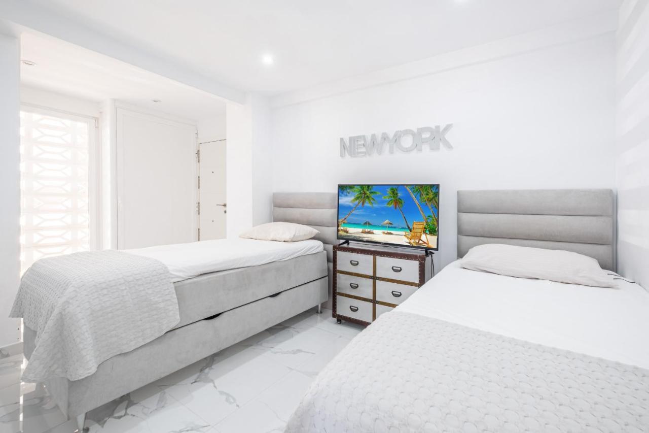 Copacabana Deluxe 1-A Levante Beach Benidorm Eksteriør billede